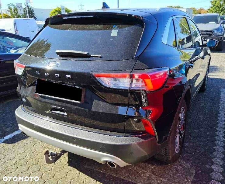 Ford Kuga - 2