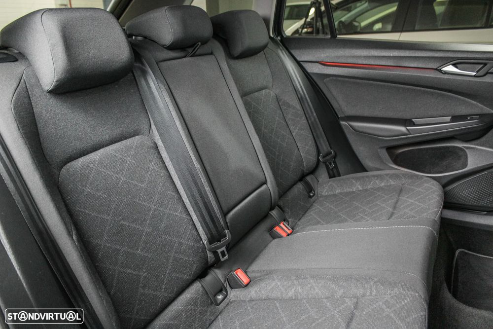 VW Golf Variant 1.0 TSI Life - 13