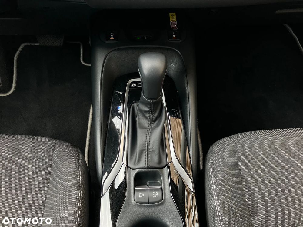 Toyota Corolla 1.8 Hybrid Comfort - 30