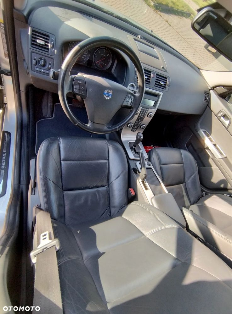 Volvo V50 - 10