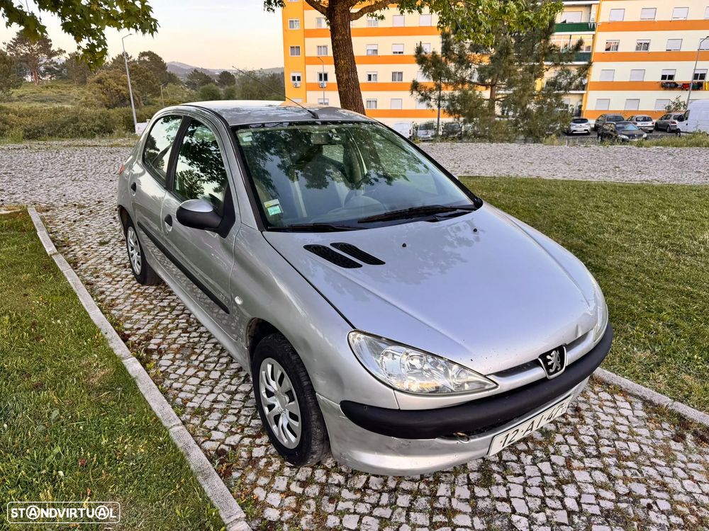 Peugeot 206 1.1 Black & Silver - 7
