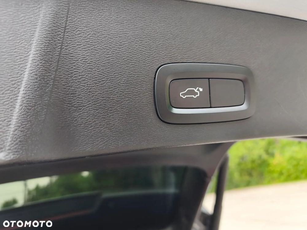 Volvo XC 40 D3 R-Design - 21