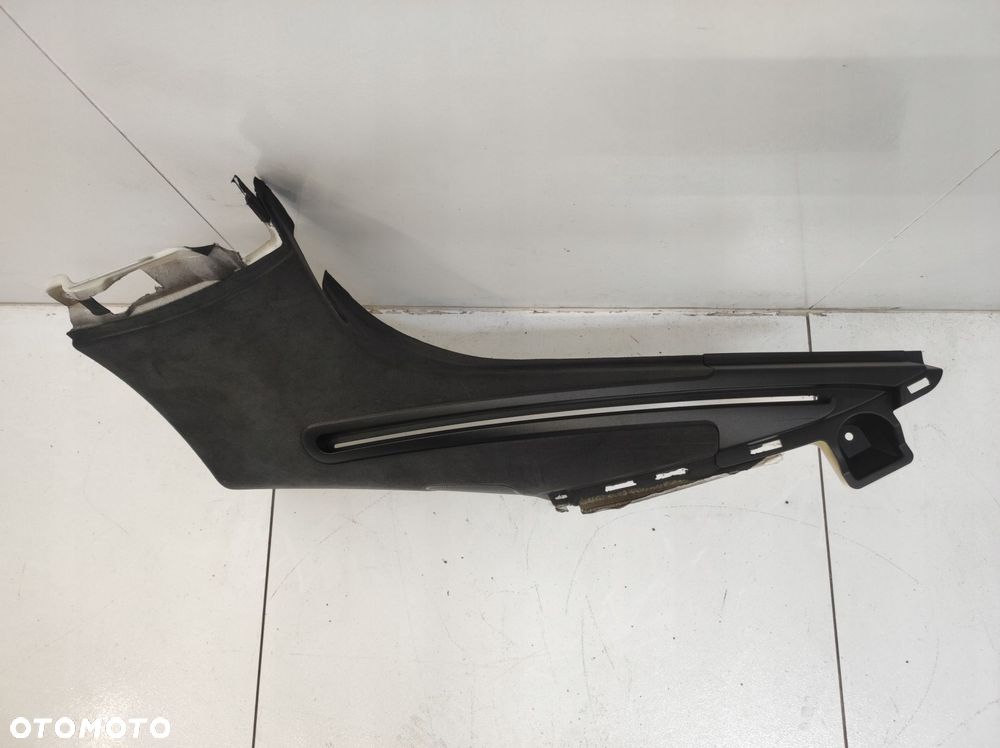 osłona słupka d prowadnica rolety bagażnika prawy tył audi a6 rs6 c8 kombi - 2