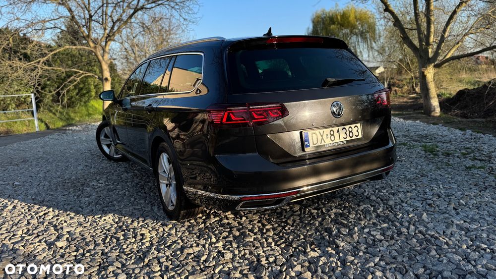 Volkswagen Passat 2.0 TDI SCR DSG Elegance - 5