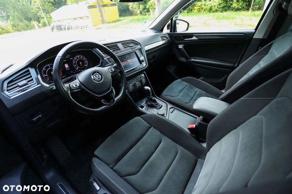Volkswagen Tiguan 2.0 TDI SCR 4MOTION DSG Highline - 30