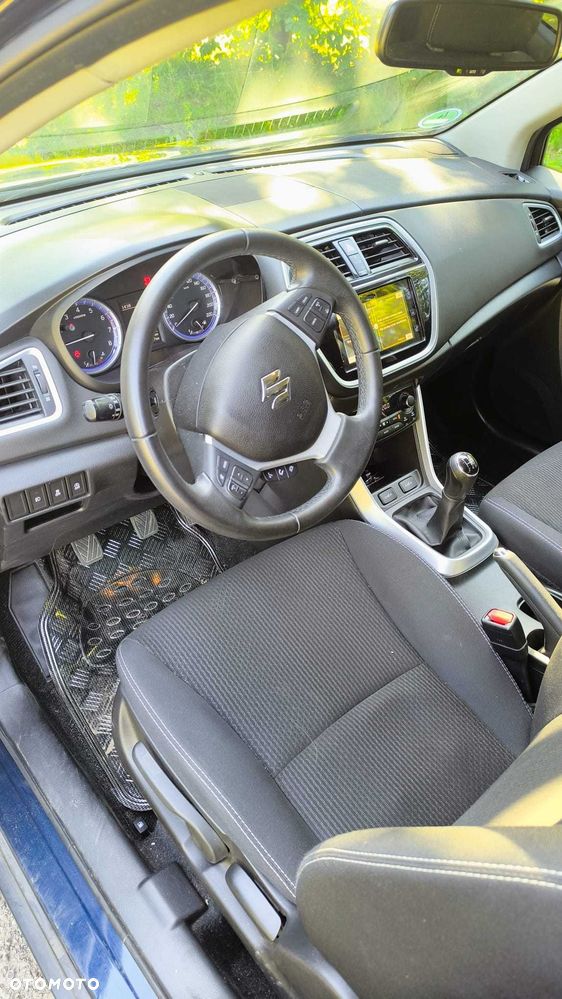 Suzuki S-Cross - 5