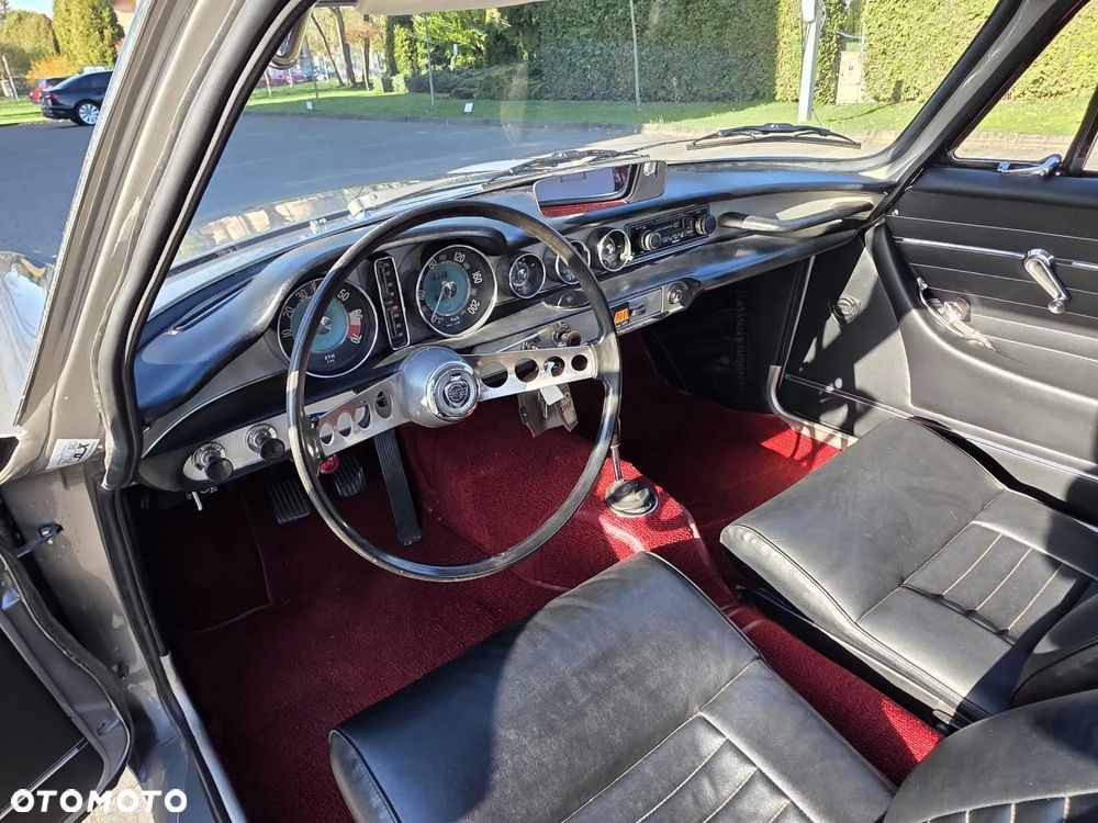 Volvo P1800 - 30