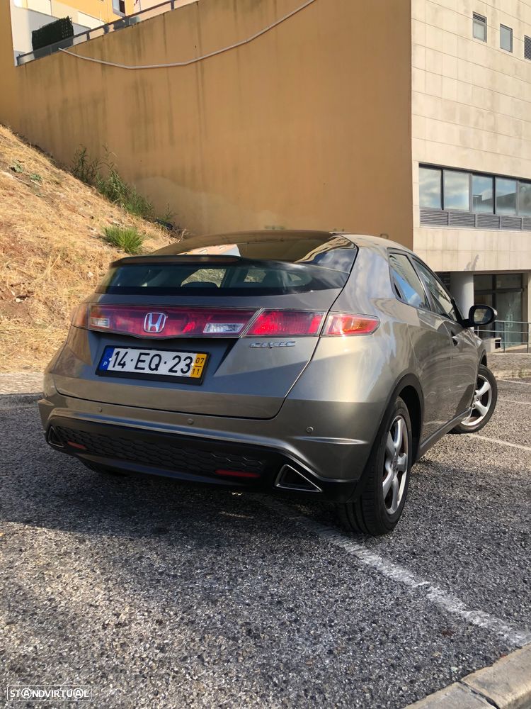 Honda Civic 1.4 Comfort - 3