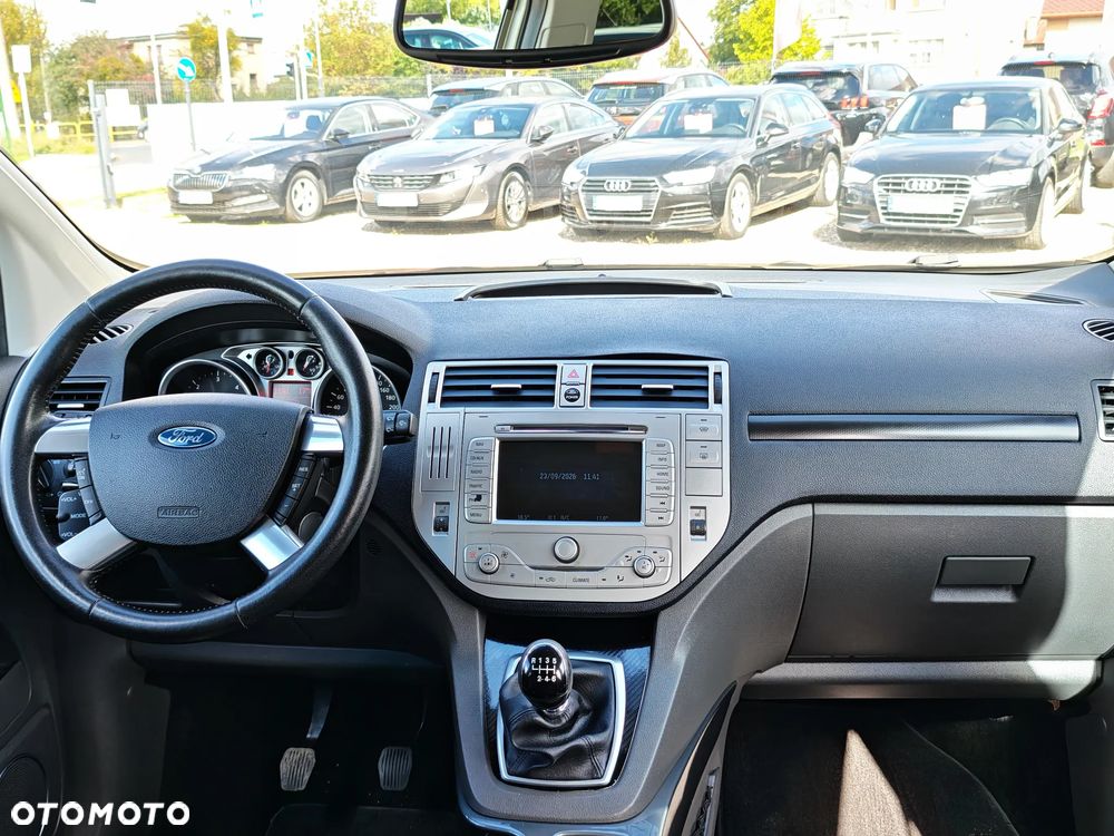 Ford Kuga 2.0 TDCi Titanium - 16