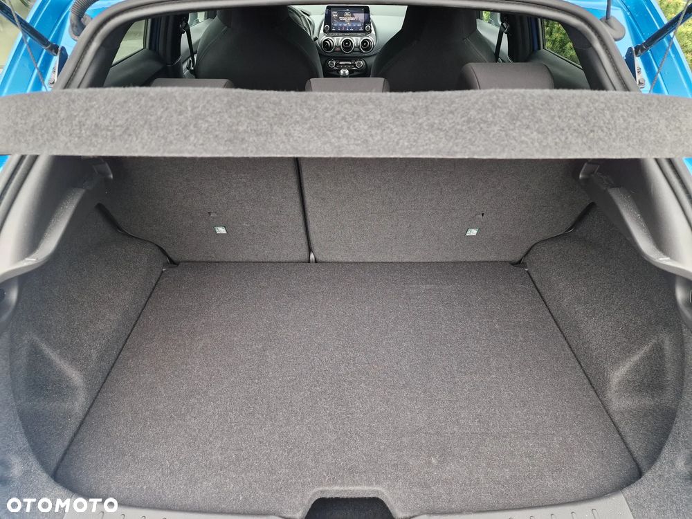 Nissan Juke 1.0 DIG-T N-Connecta - 10