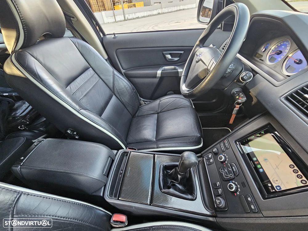 Volvo XC 90 2.4 D5 7L R-Design - 2