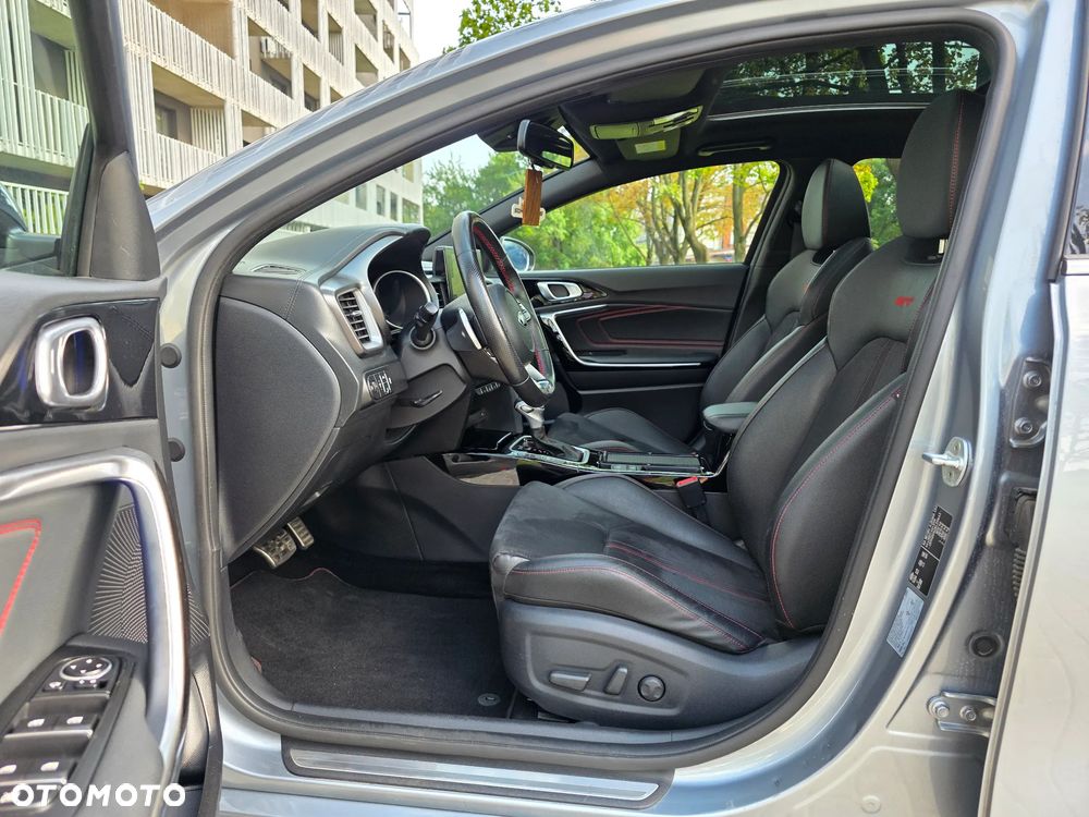 Kia ProCeed - 4