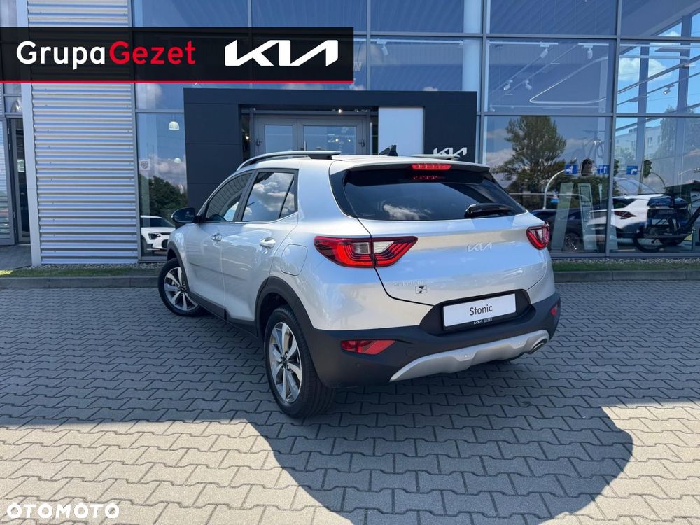 Kia Stonic - 5