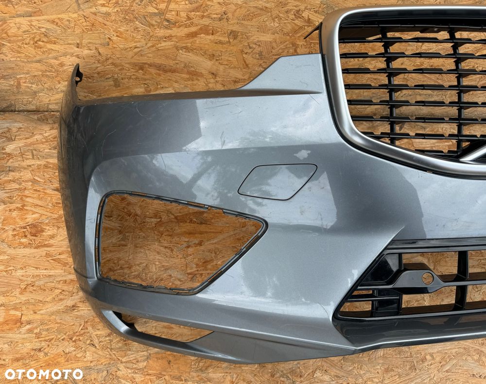 ZDERZAK PRZÓD PRZEDNI VOLVO XC60 II 2 17+ R-DESIGN 4PDC GRILL KRATKA ŚRODKOWA 31449127 32296071 31425534 ORYGINAŁ - 10