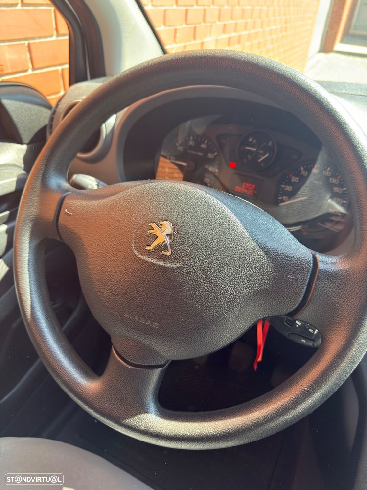 Peugeot Partner - 8