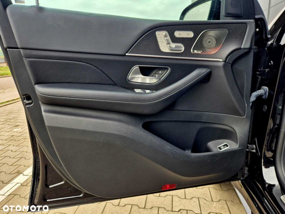Mercedes-Benz GLE - 17