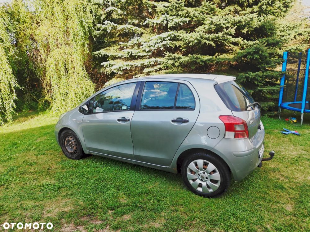 Toyota Yaris 1.4 D-4D Luna EU5 - 1