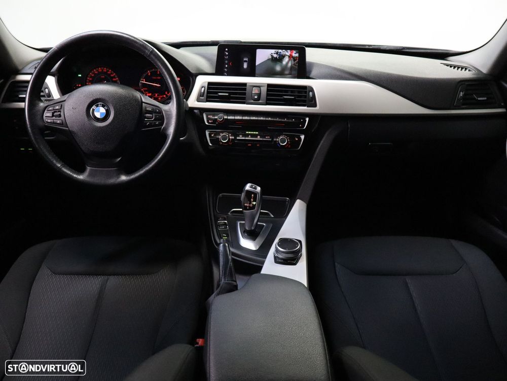 BMW 320 d Advantage Auto - 8