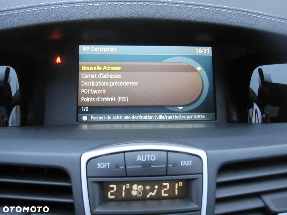 Renault Laguna 2.0 DCi Initiale - 8