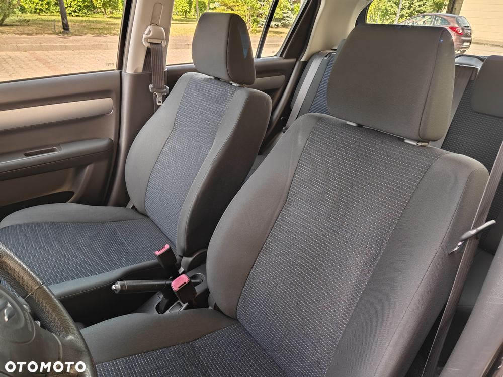 Suzuki Swift - 14