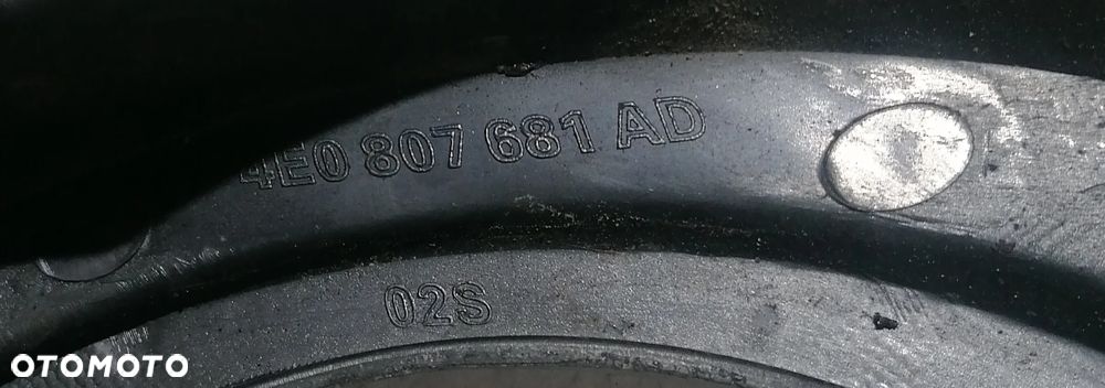 AUDI A8 D3 03r KRATKA ZDERZAKA HALOGENU LEWA 4E0807681AD - 3