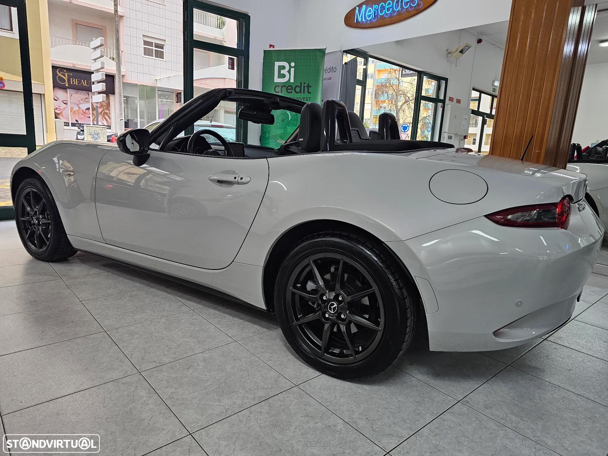 Mazda MX-5 MZR 1.5 RF Sky.Excell.Navi - 4