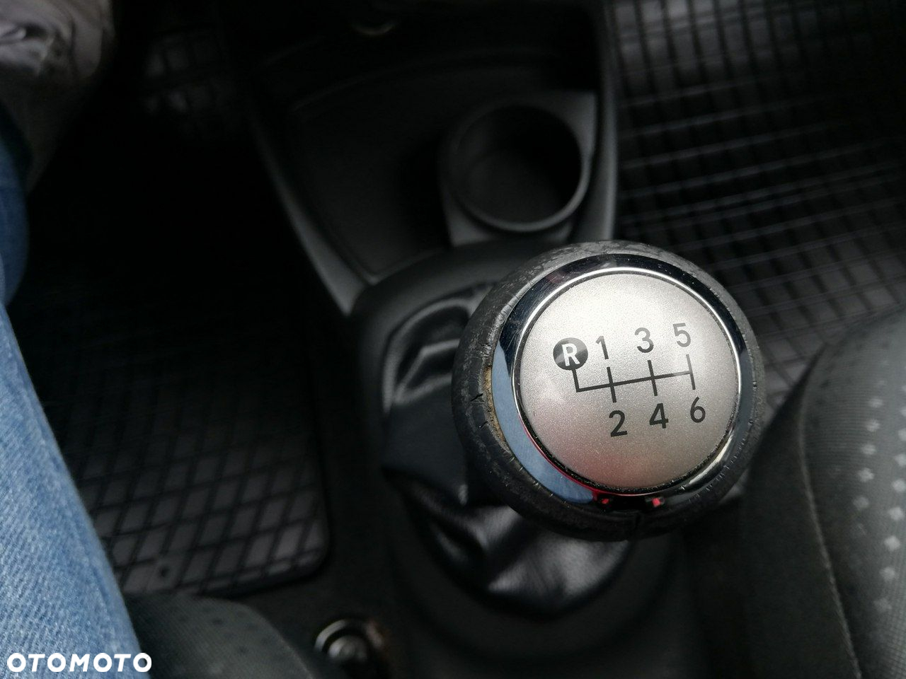 Toyota Yaris - 19