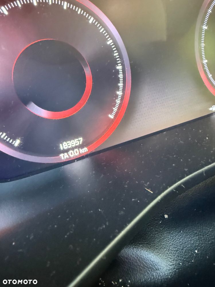 Volvo XC 40 - 3