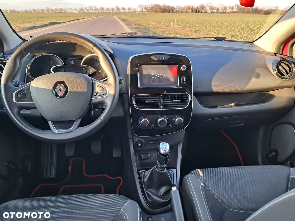 Renault Clio - 15