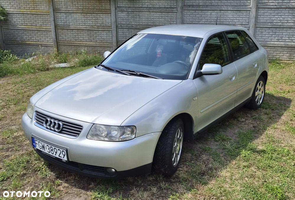 Audi A3 Sportback 1.6 Ambition - 1