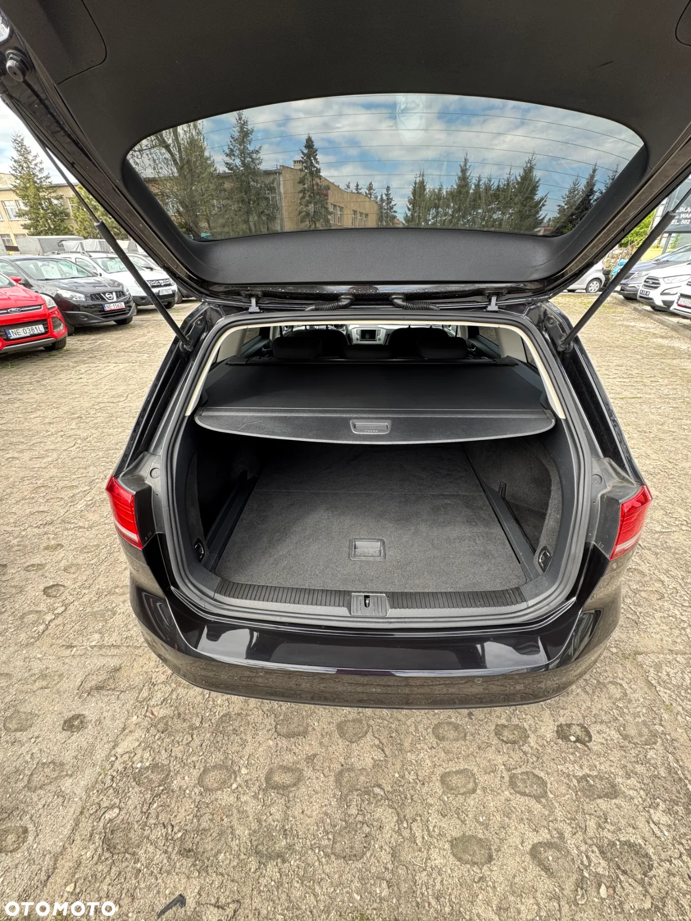 Volkswagen Passat 2.0 TDI BMT Comfortline - 11