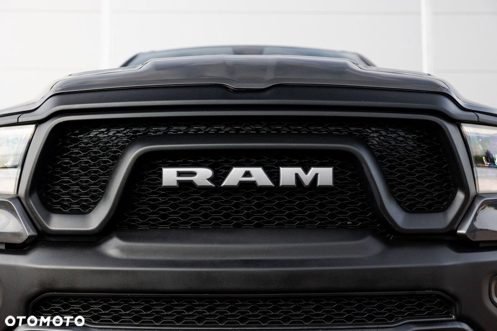 RAM 1500 - 16