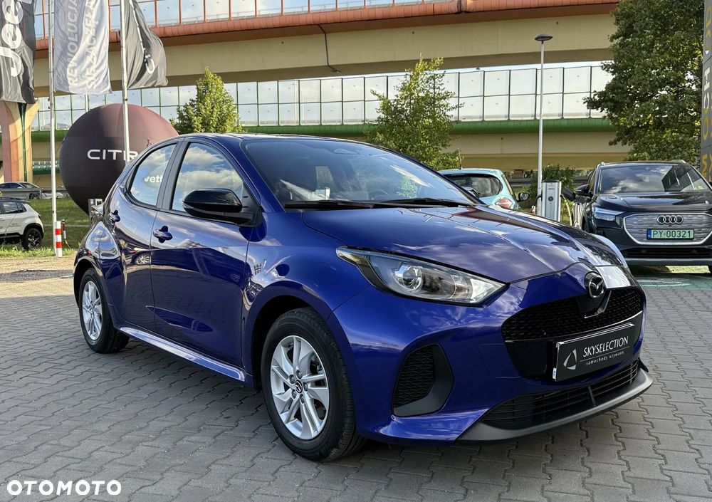 Mazda 2 Hybrid - 8