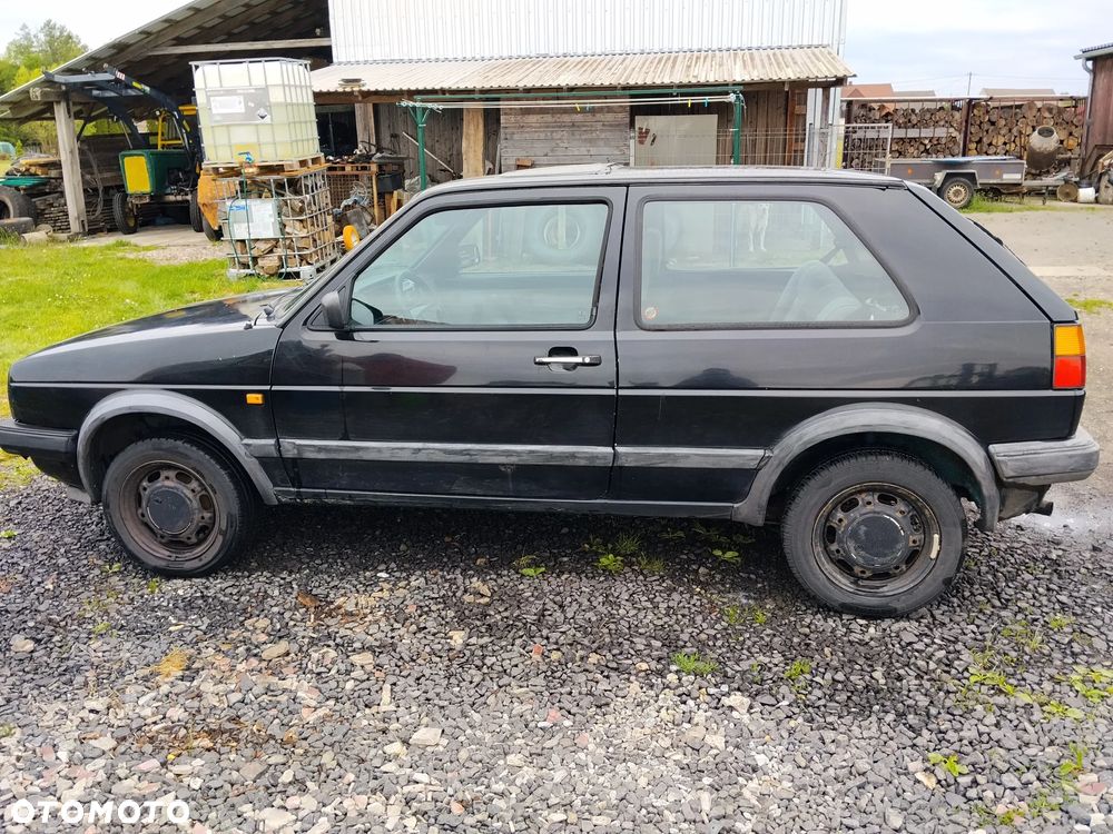 Volkswagen Golf 1.6 GL D - 4