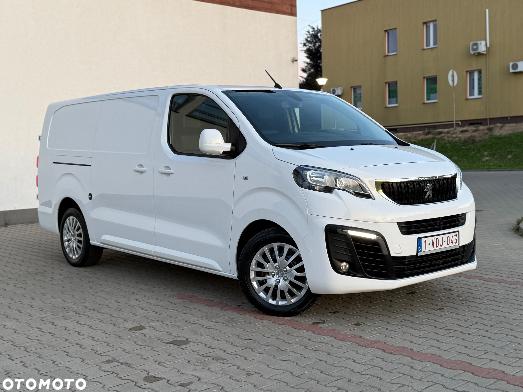 Peugeot EXPERT - 6