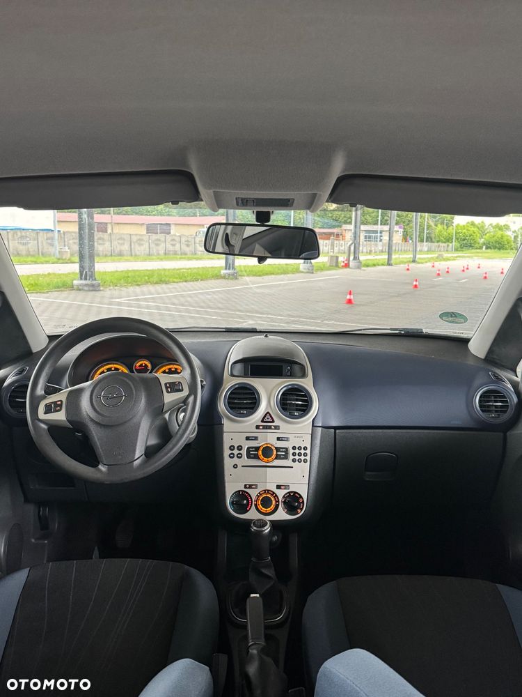 Opel Corsa - 10