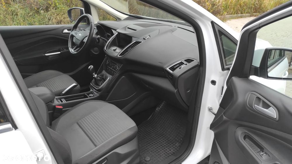 Ford C-MAX 2.0 TDCi Start-Stop-System Titanium - 14