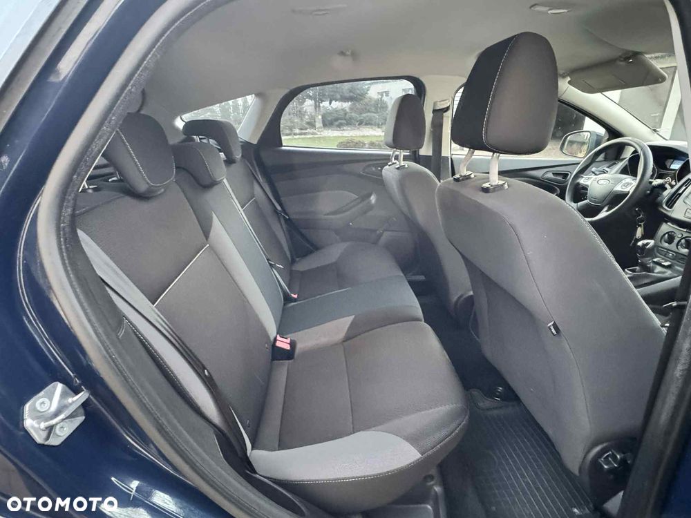 Ford Focus 1.6 Ambiente Start - 10