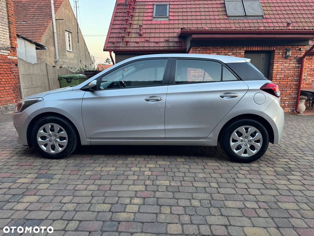 Hyundai i20 1.2 Pure - 3