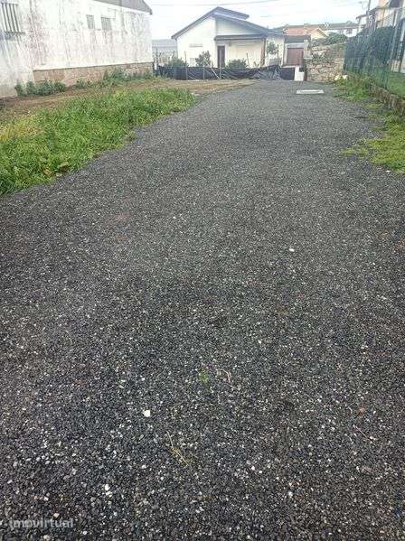 Terreno urbano (885m2) - Grande imagem: 3/12