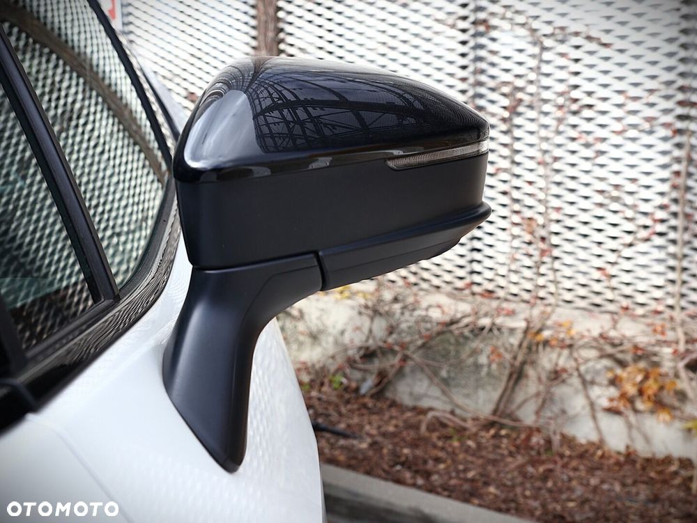 Toyota C-HR - 10