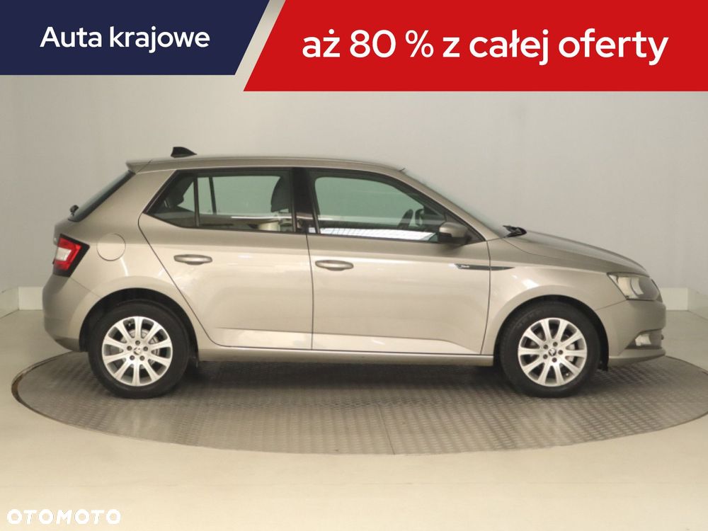 Skoda Fabia - 8