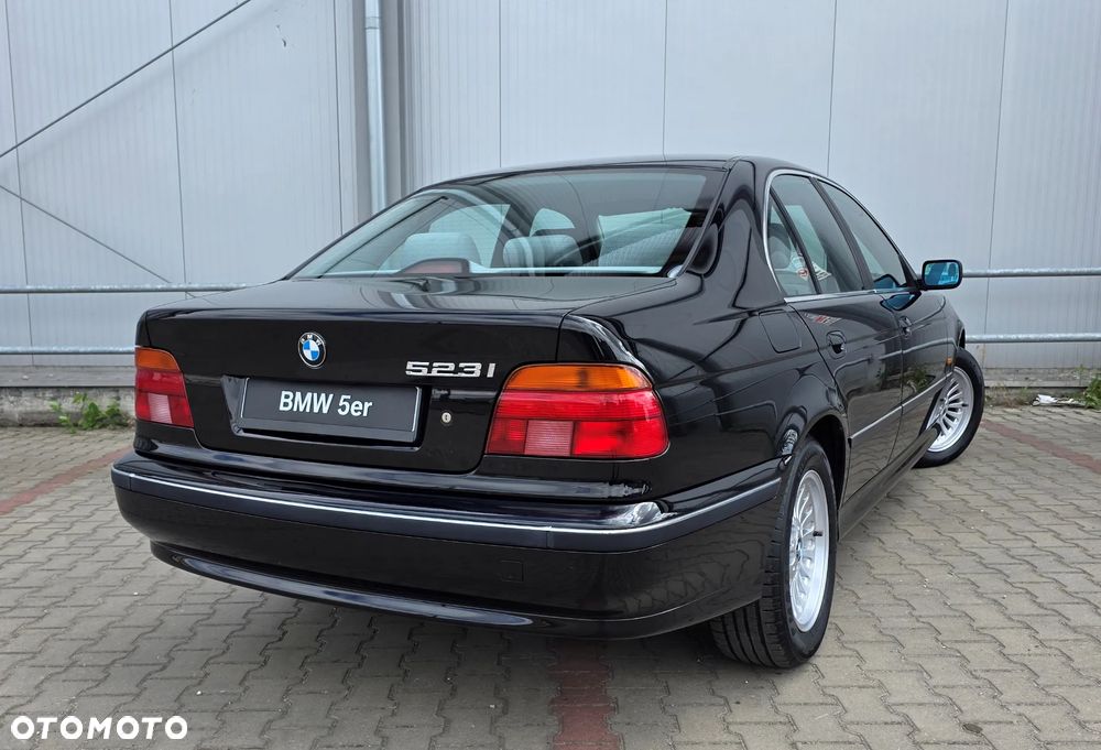 BMW Seria 5 - 19