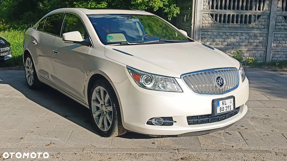 Buick Lacrosse - 5