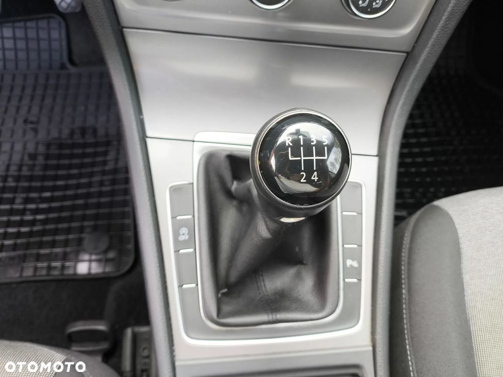 Volkswagen Golf VII 1.6 TDI BMT Start - 18