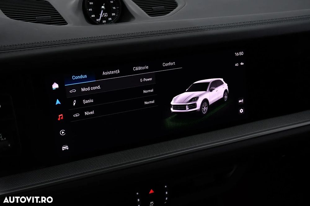 Porsche Cayenne - 23