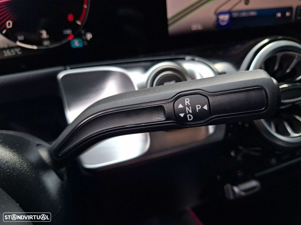 Mercedes-Benz glb-180 d AMG Line - 16