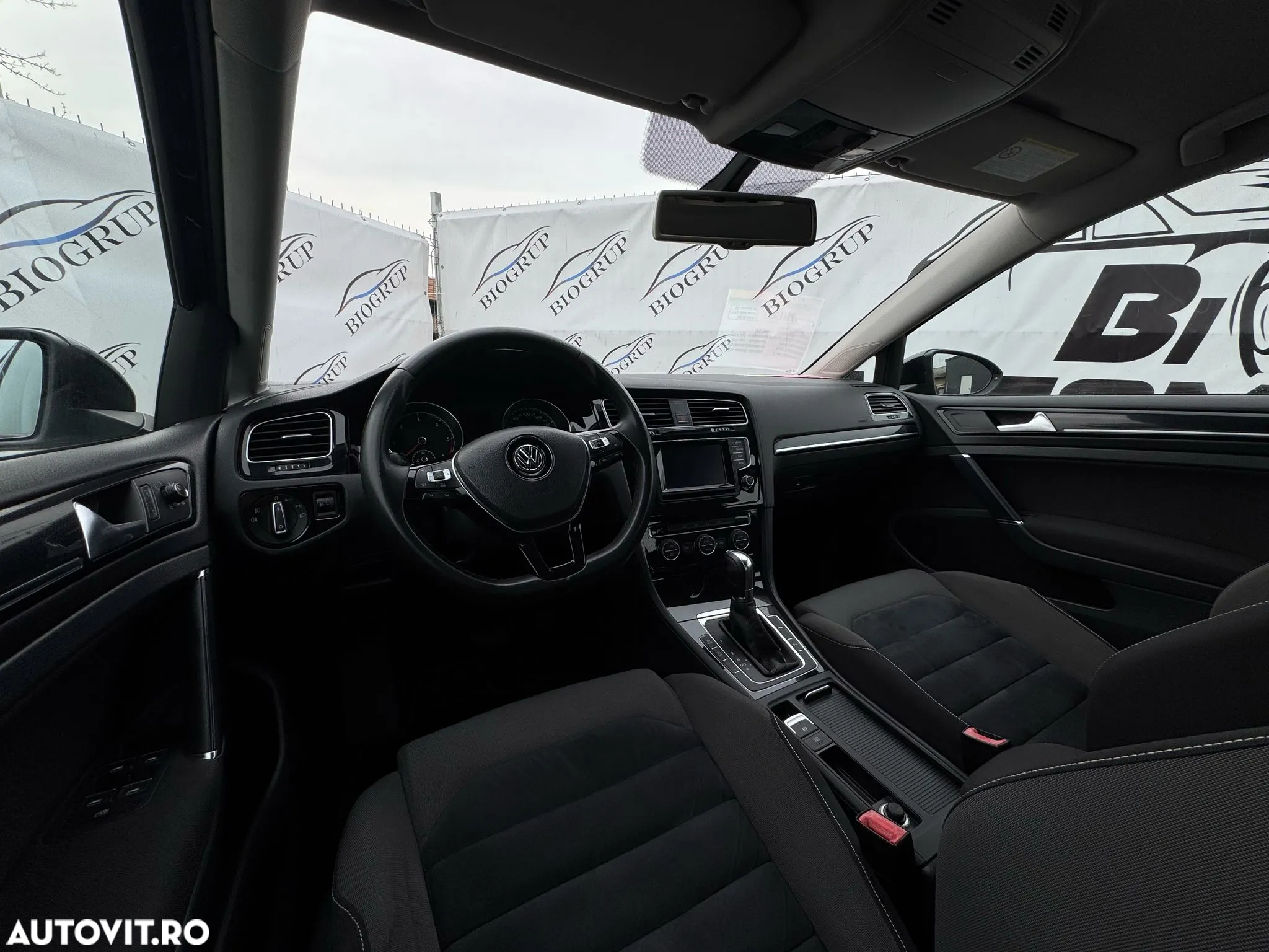 Volkswagen Golf 1.6 TDI DPF DSG BlueMotion Technology Highline - 14