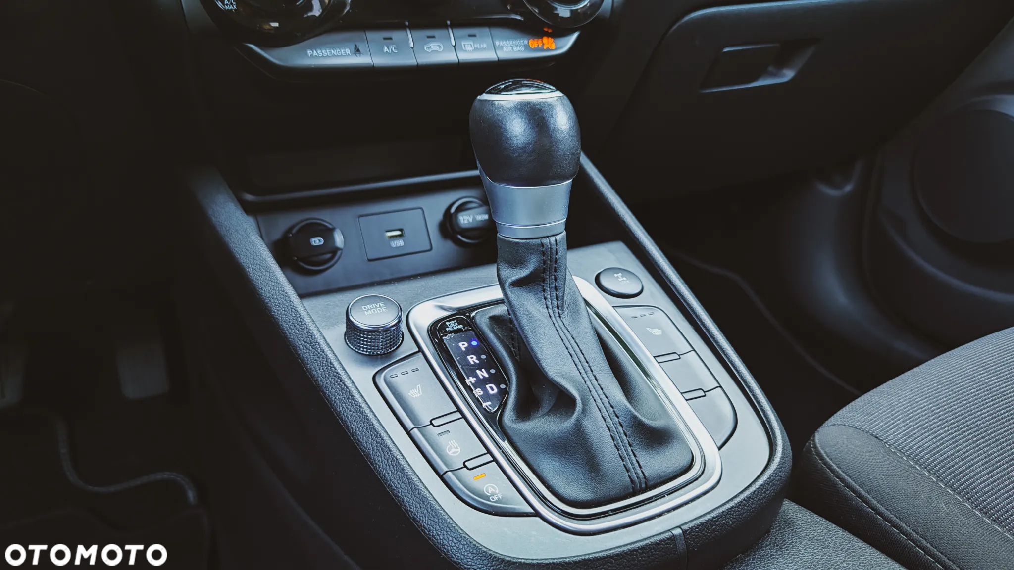 Hyundai Kona - 17