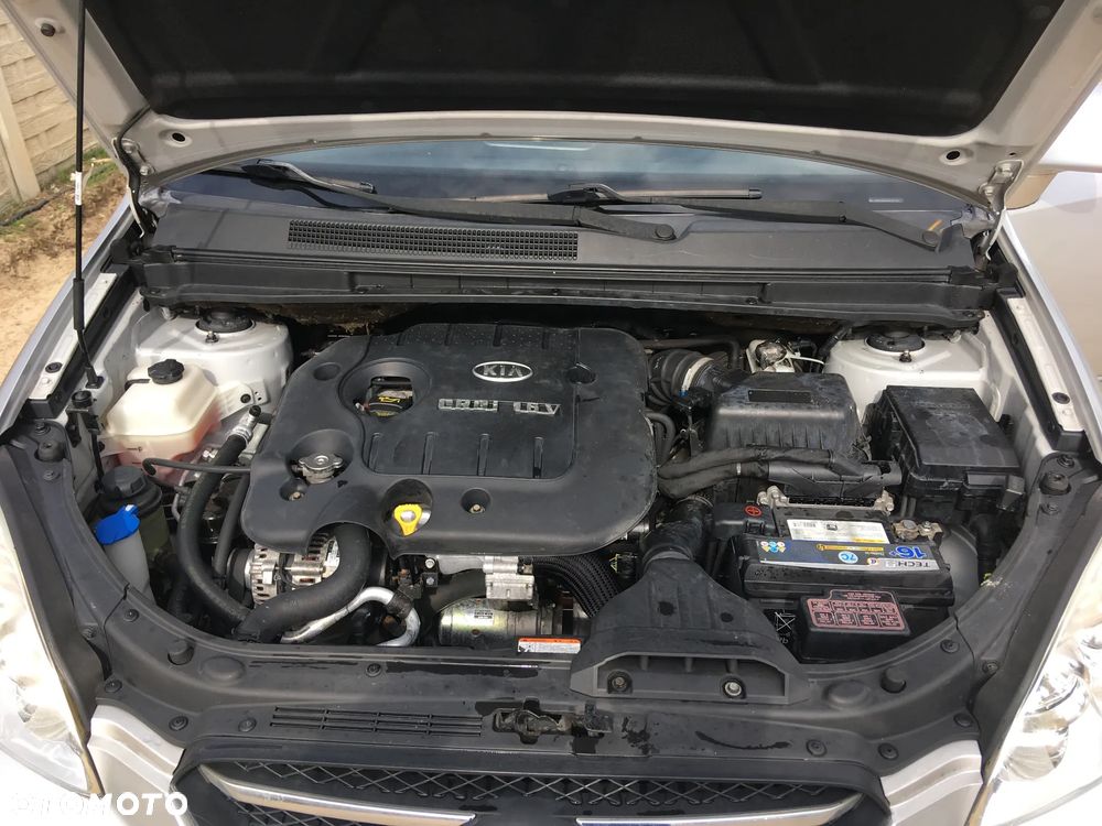 Kia Carens 2.0 CRDi Voyage 7os - 12